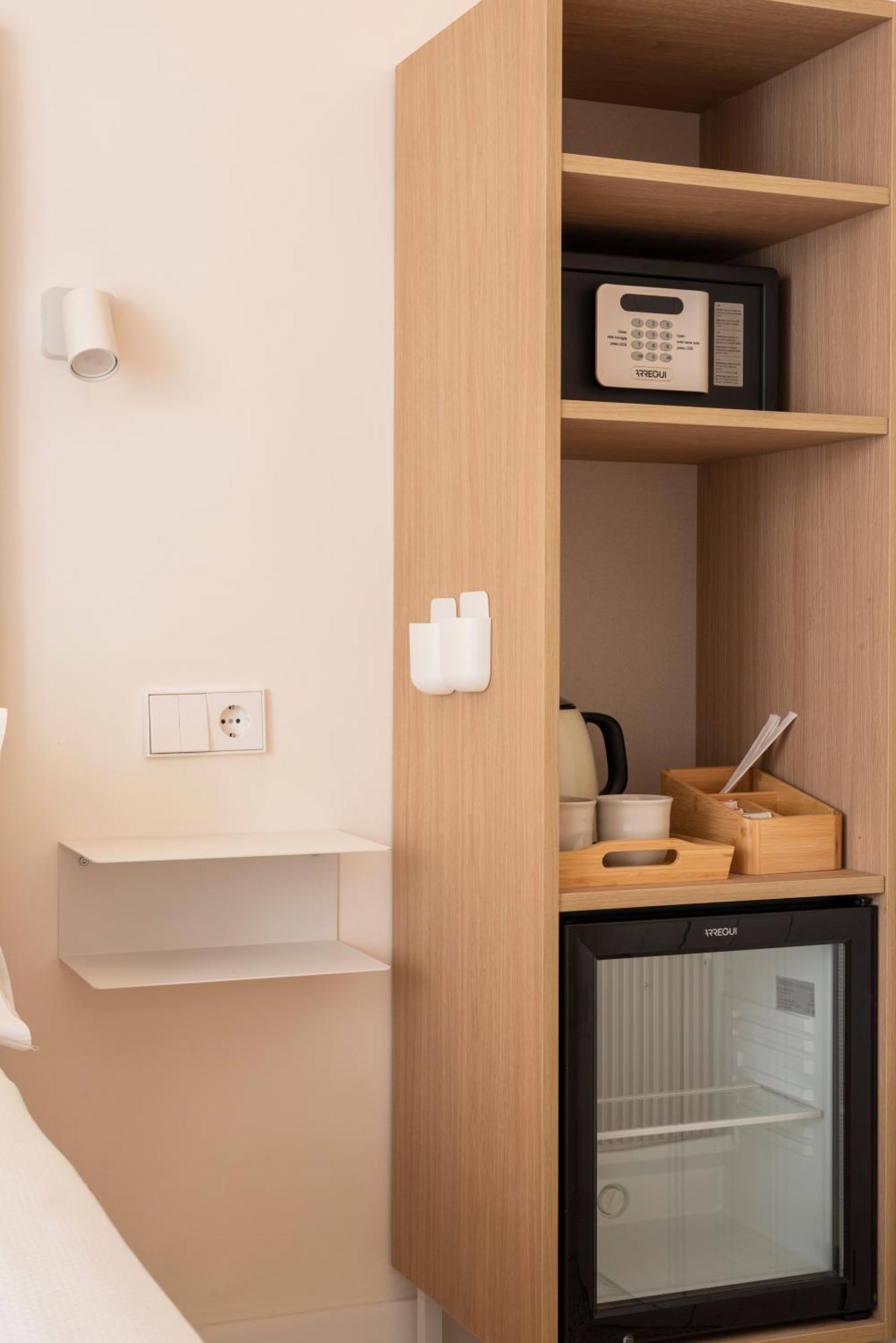 אל ארנל Garau Petit Hotel מראה חיצוני תמונה