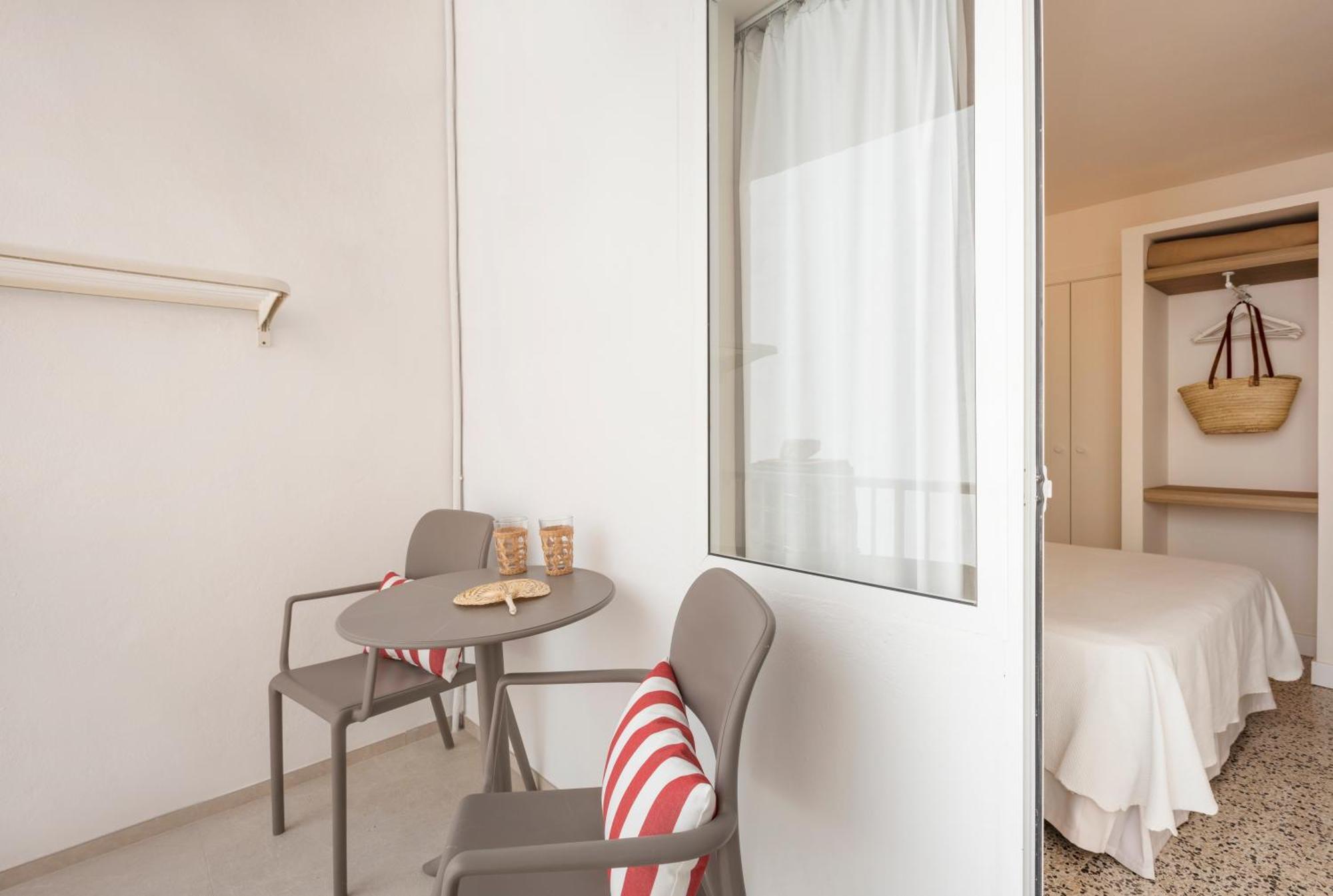 אל ארנל Garau Petit Hotel מראה חיצוני תמונה